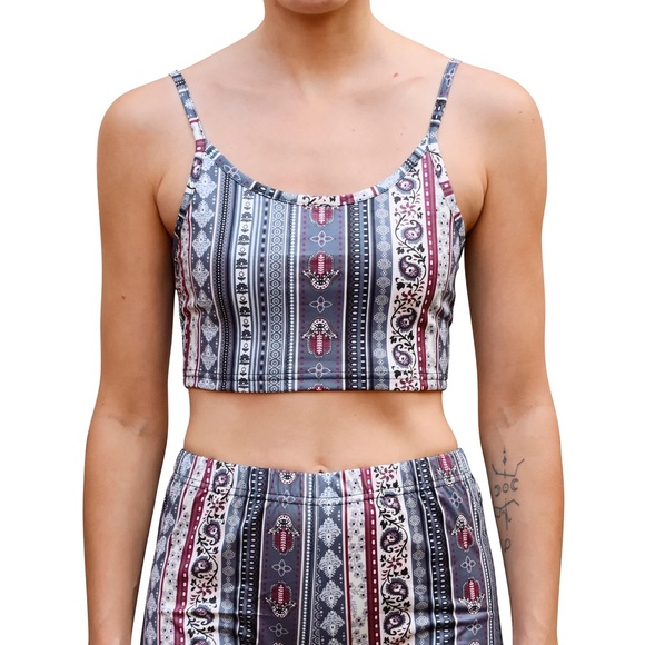 Bell bottom pants and crop cami top in blue indigo paisley - Picture 3 of 9